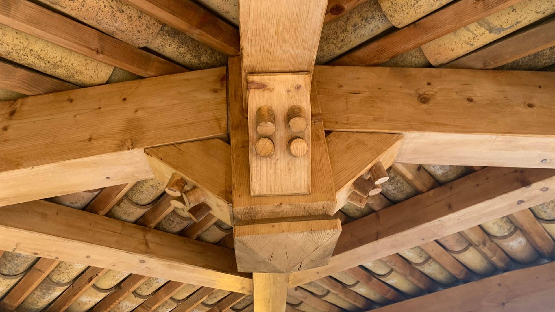 Isolation des combles dans le Var · Artisan Louis Duval