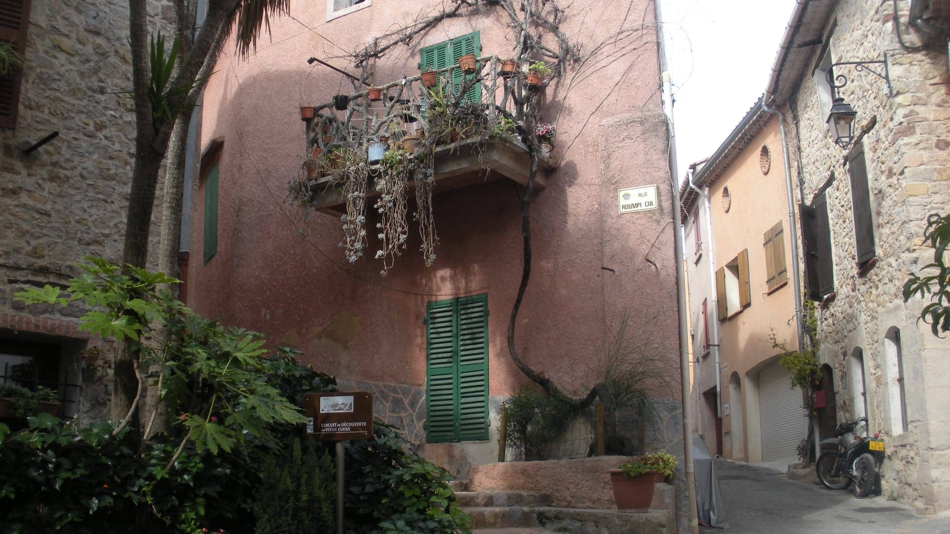 Couvreur à Cuers, Var (83)