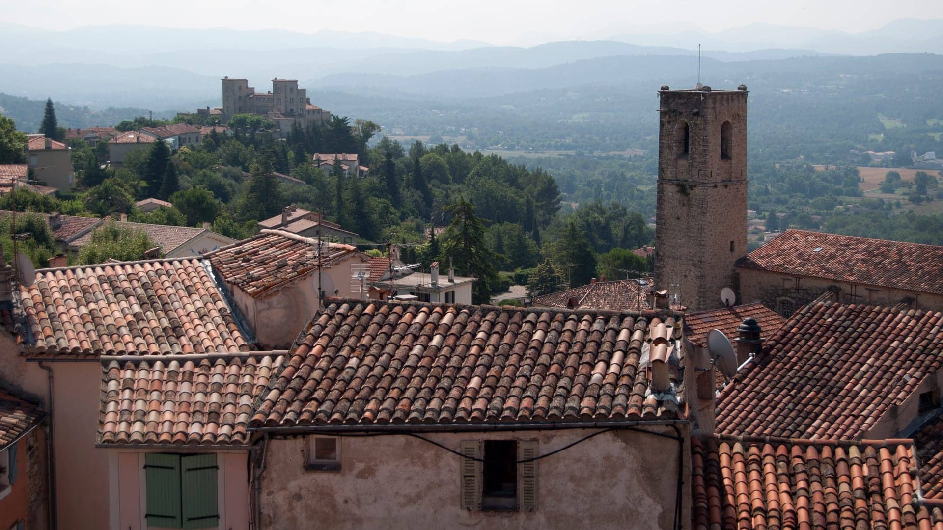 Couvreur à Fayence, Var (83)