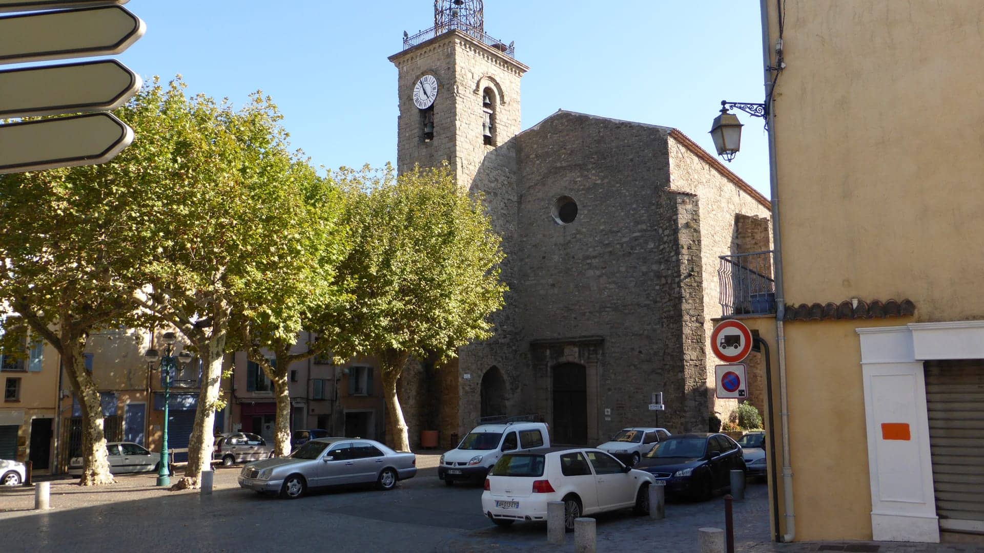 Couvreur au Muy, Var (83)