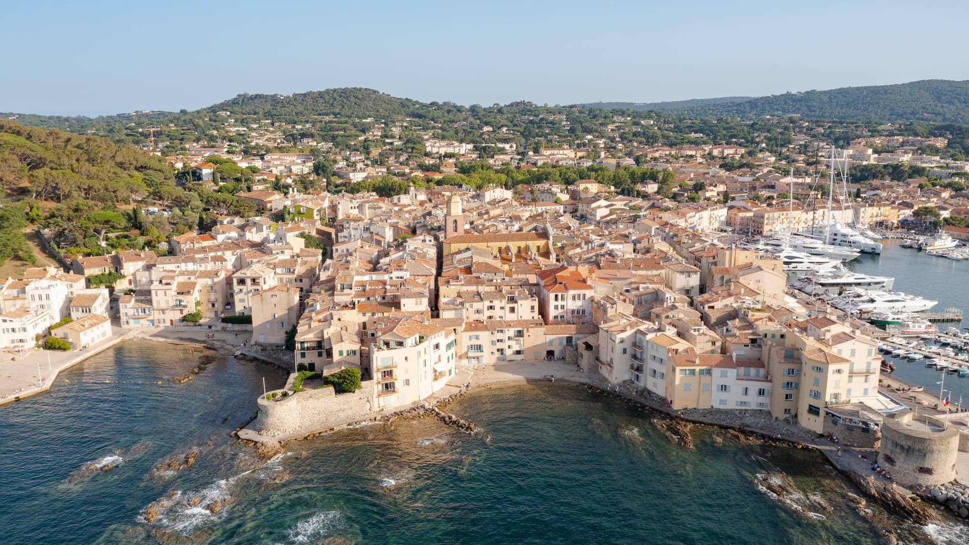 Couvreur à Saint-Tropez, Var (83)